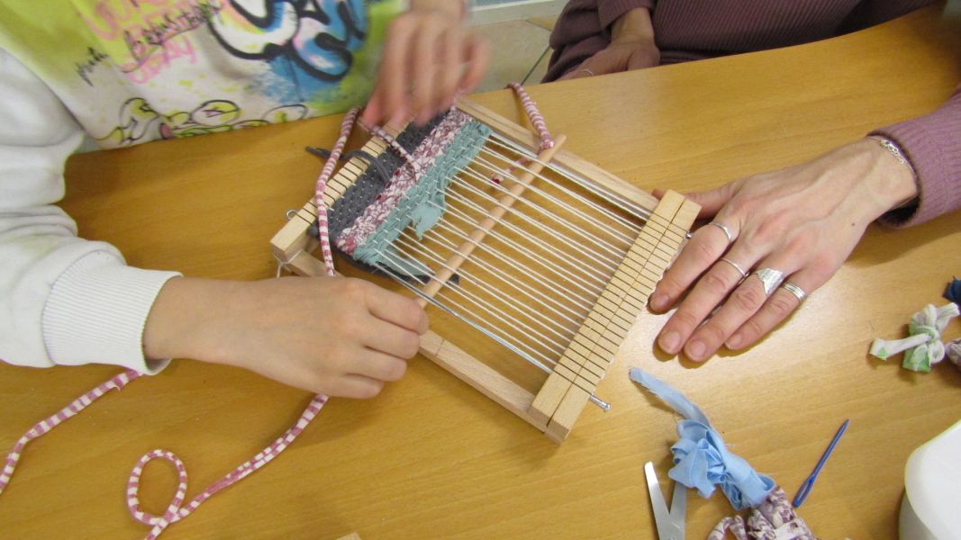 Kids’ Weaving Frame Workshop – Beginners